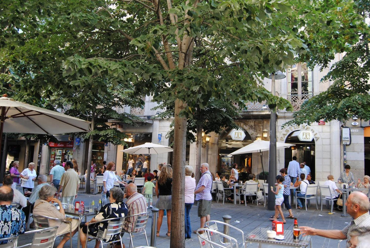 Food & Drinks 3, Villa Antonia, Barcelona