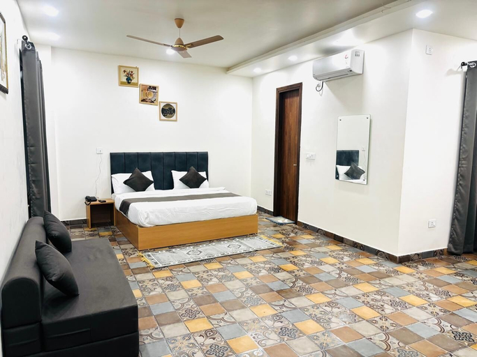 Bedroom 3, Nirvana inn, Kaushambi