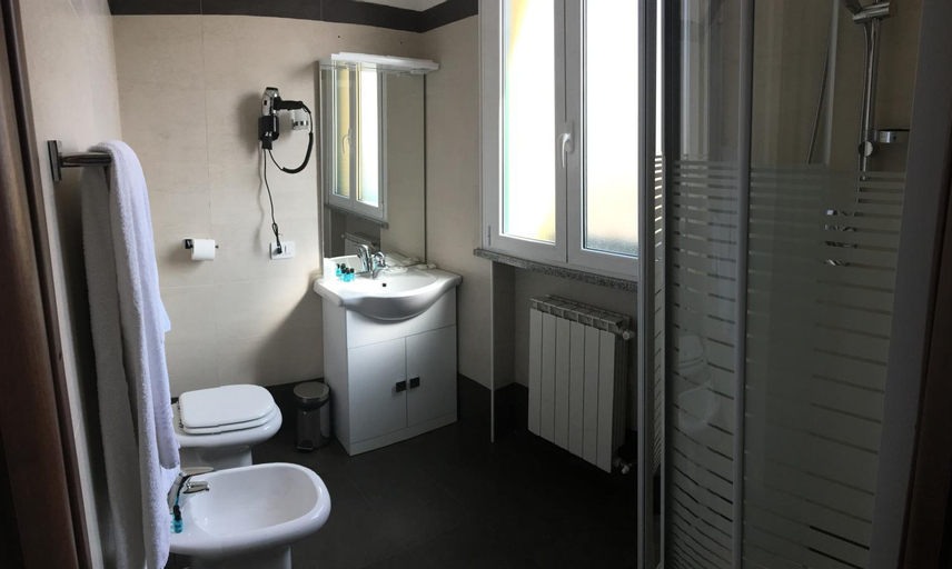 Bedroom 2, Residenza S.Event B&B, Milano