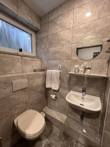 Bathroom 3, Hotel Dietrichsdorfer Hof, Kiel