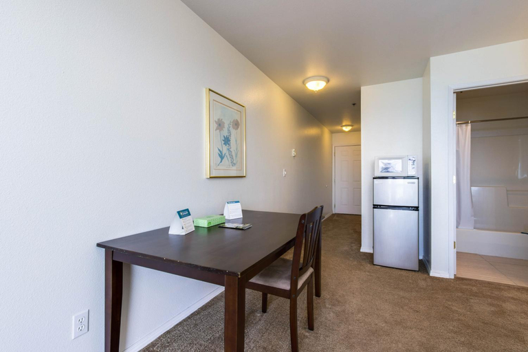 Dining Room 2