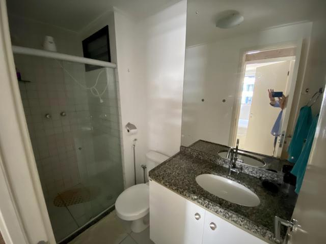 Bathroom 3, NA BEIRA MAR DE PAJUCARA- EDIF NEO- APARTAMENTO QUARTO E SALA - POSSUI VARANDA- VISTA LATERAL DO MAR, Maceió (capital)