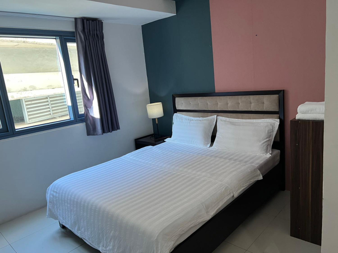 Bedroom 8