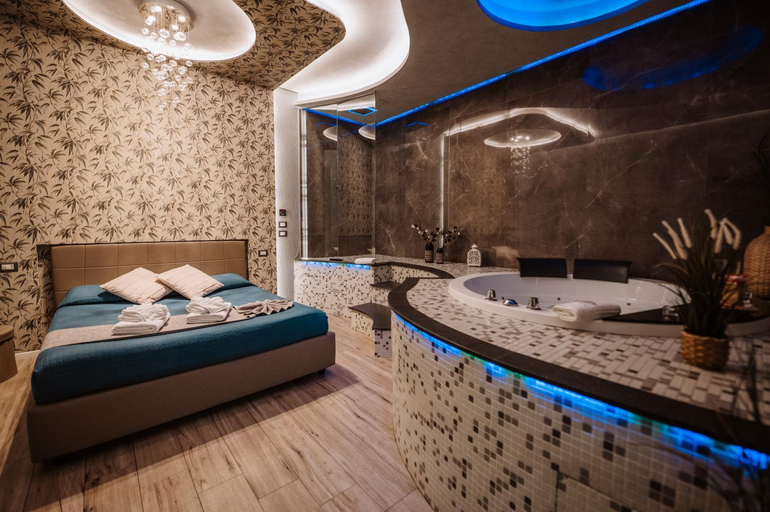 Others 2, TH LUXURY SUITE, Messina