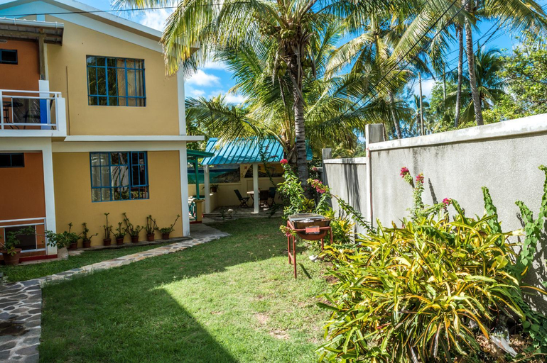 Exterior & Views 5, Merlin Guest House