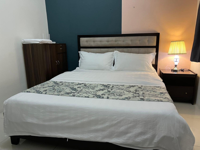 Bedroom 12
