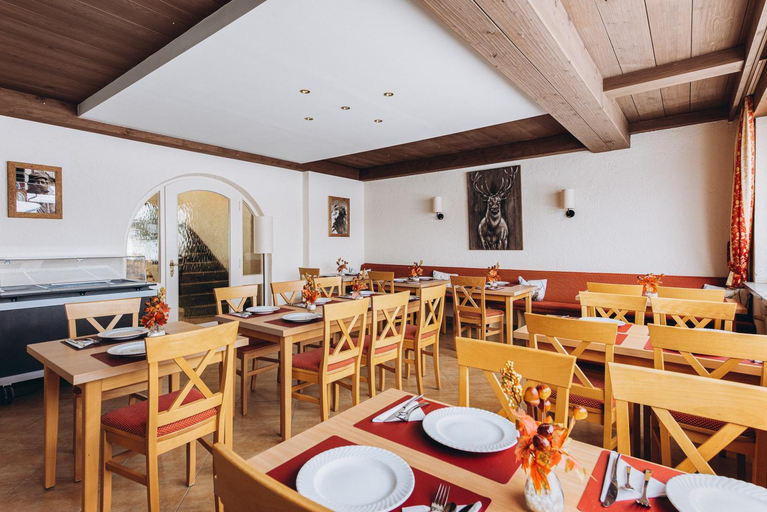Food & Drinks 5, Weidegg - Hotel Garni, Garmisch-Partenkirchen