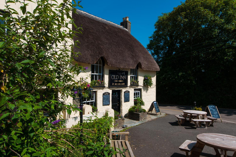 Others 5, The Old Inn, Cornwall