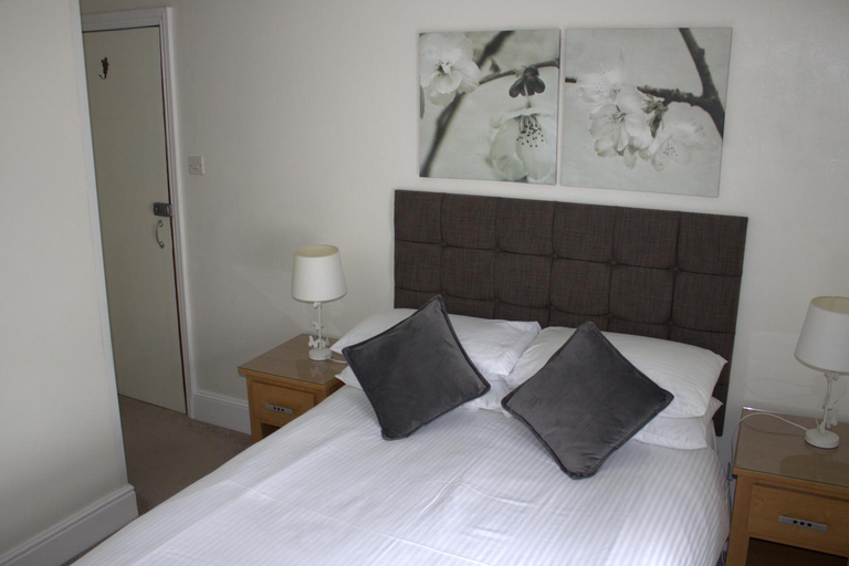 Bedroom 10
