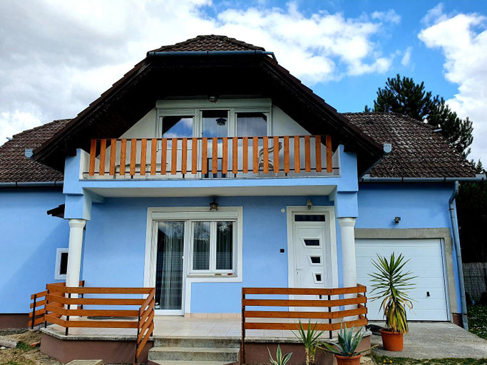Others 2, Szekreny Apartman, Lenti