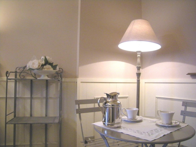 Dining Room 11
