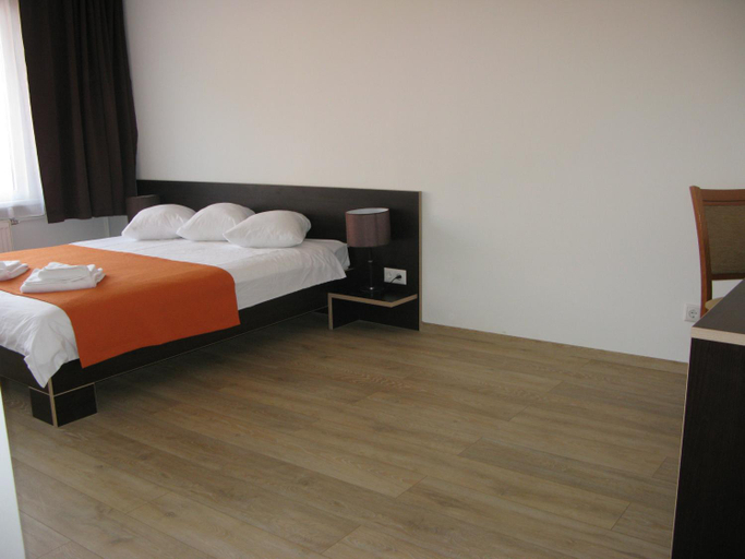 Bedroom 3, Hotel Dobele, Dobele