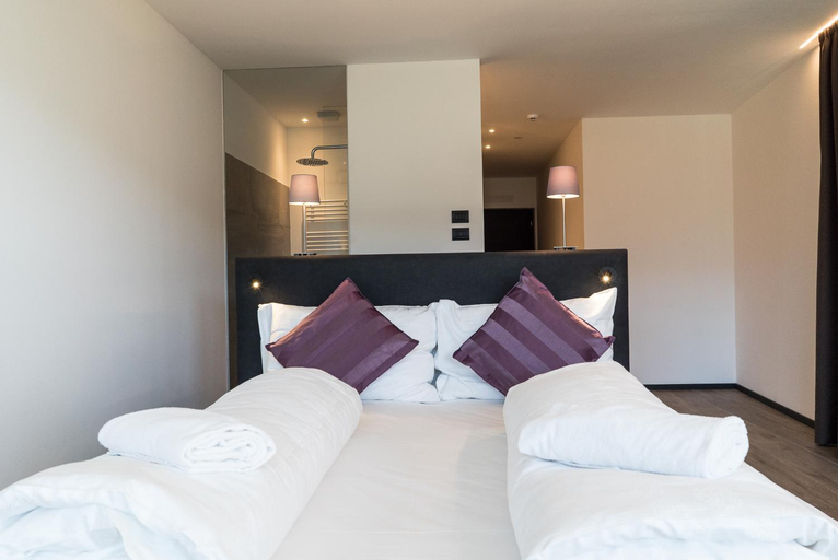 Bedroom 2, Hotel Raffl, Bolzano
