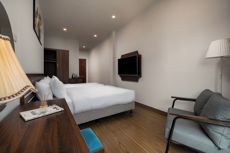 Bedroom 13