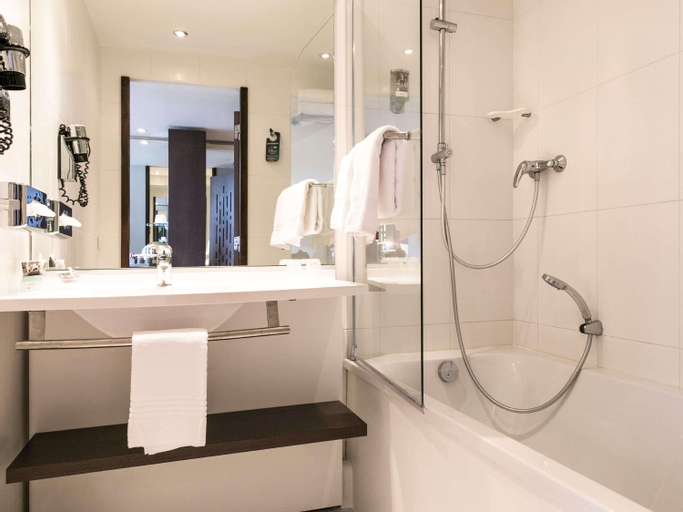 Bathroom 3