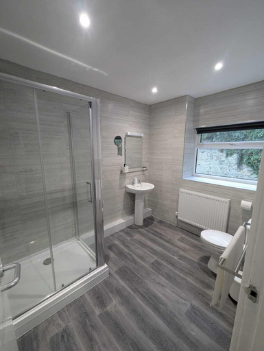 Bathroom 4, Fieldhead Hotel, Cornwall