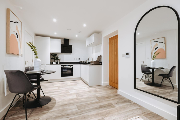 Others 2, Tailored Stays - Central Cambridge, Lacon House, Cambridgeshire