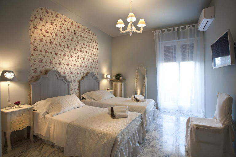 Bedroom 2, Casa Vittoria, Verona