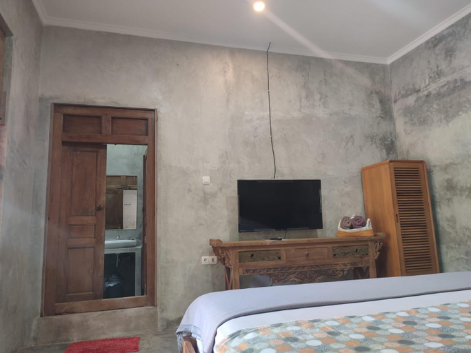 Bedroom 4, Watukarung Ristu Homestay, Pacitan