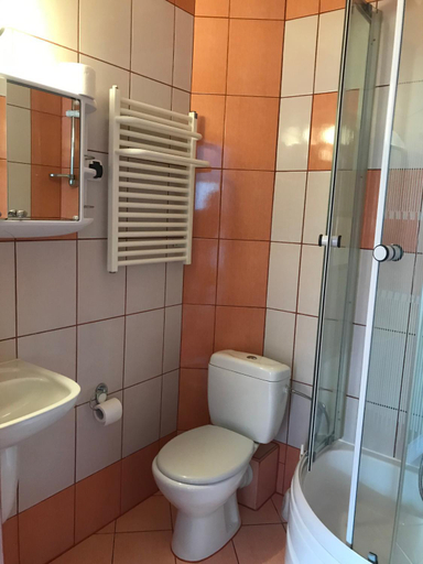 Bathroom 3, Zajazd Dajana, Słupsk