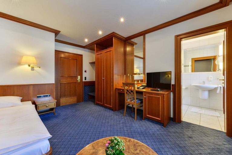 Bedroom 3, Hotel Fischerwirt, München