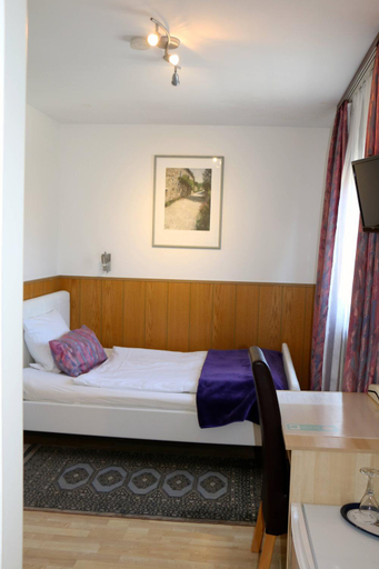 Bedroom 2, Casa Hotel Neu Isenburg, Offenbach