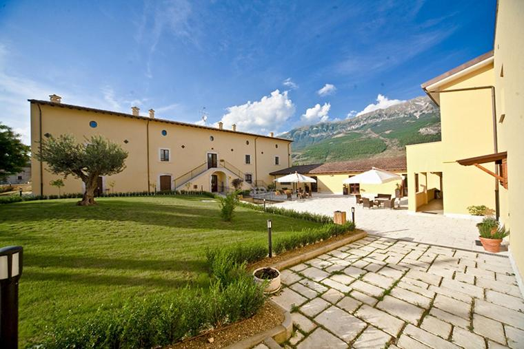Others 5, Villa Giovina, L'Aquila