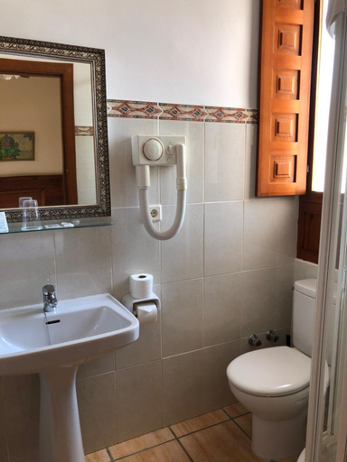 Bathroom 2, Hostal Loreto, Alicante