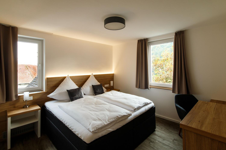 Bedroom 3, Gasthaus Dorsthof, Aschaffenburg