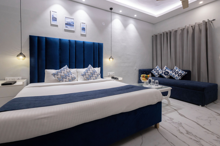 Bedroom 2, Hotel Downtown, Chandigarh