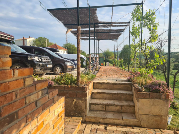 Others 3, Guest house Slatki Snovi, Knin