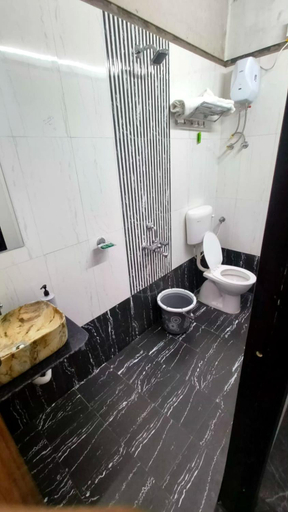 Bathroom 3, Raghunandan Resort (Super Deluxe Cottage), Nashik