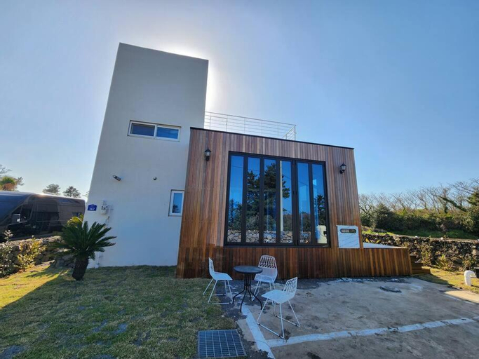 Muah Villa, Jeju