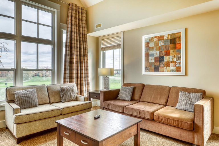 Others 5, Links & Leisure: 3BDR Condo by Village + Hot Tub, Grey