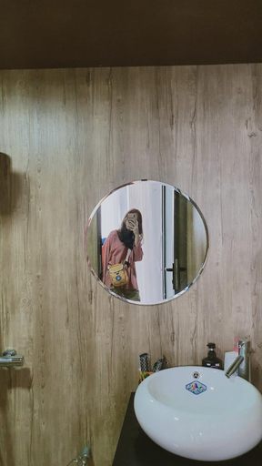 Bathroom 13