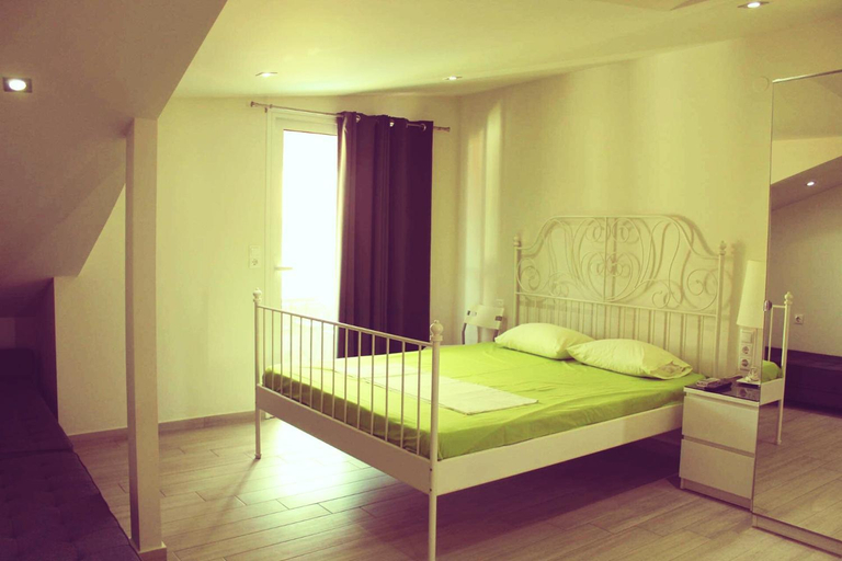 Others 2, Anthia House, Central Macedonia