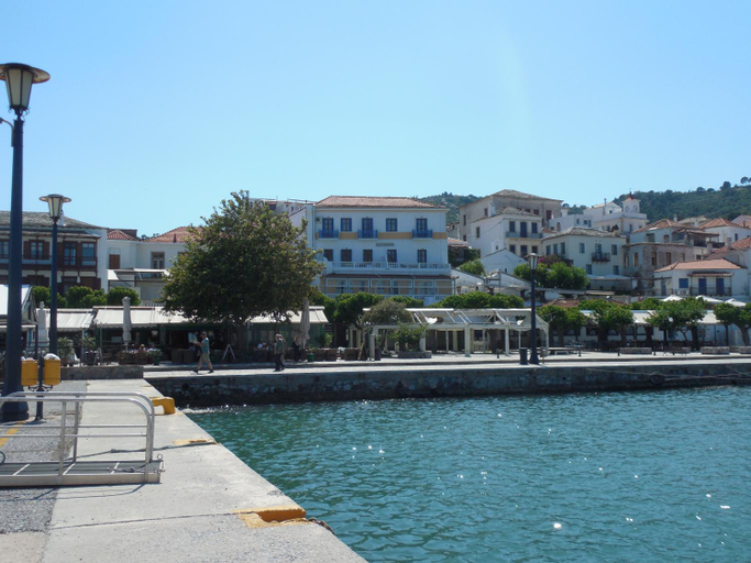 Others 3, Adonis Rooms, Thessaly