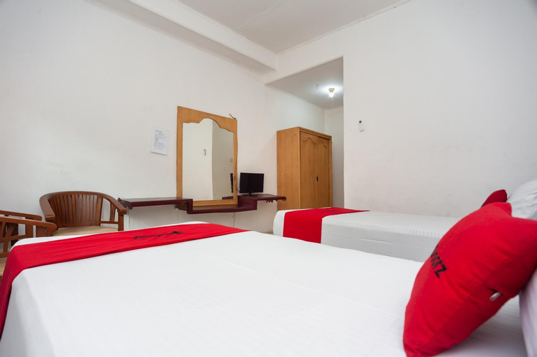 Bedroom 8