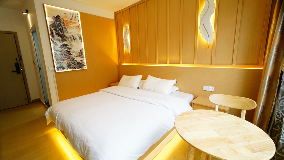 Bedroom 2, Shanxun Snow Mountain Villa Hotel, Guilin