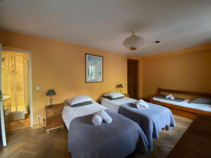 Bedroom 2, Villa Leon, Haute-Savoie