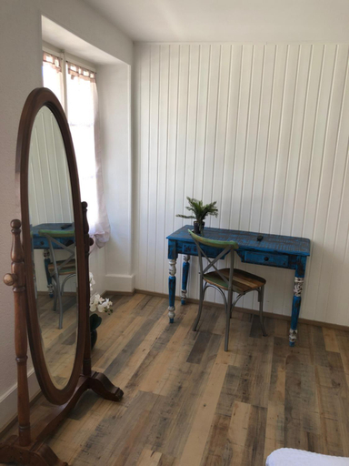 Others 4, Appart'Hotel HG, Porrentruy