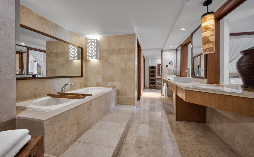 Bathroom 9