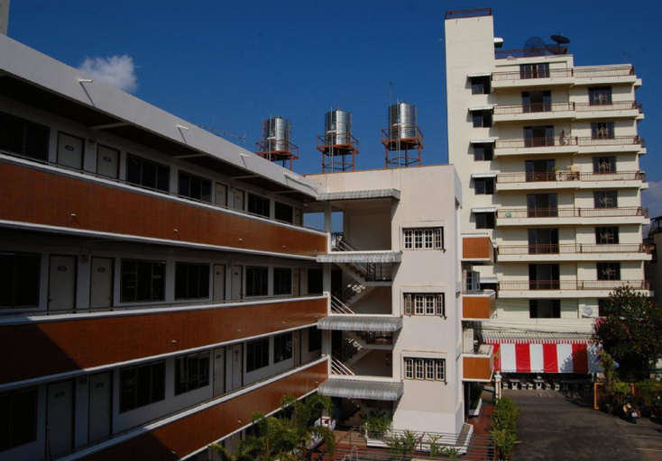 Veerachai Court, Muang Chiang Mai