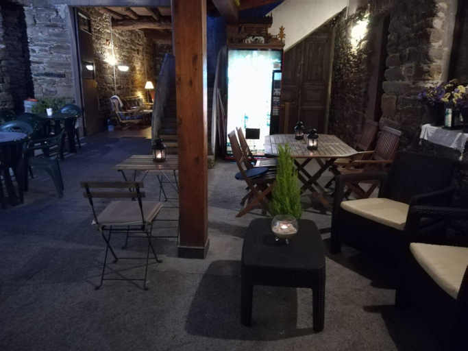 Food & Drinks 5, Albergue San Lazaro, Lugo