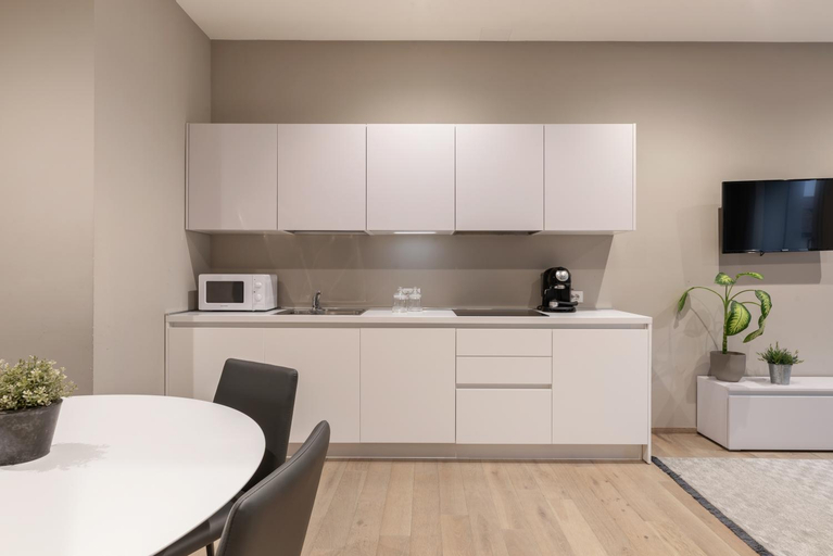 Dining Room 7
