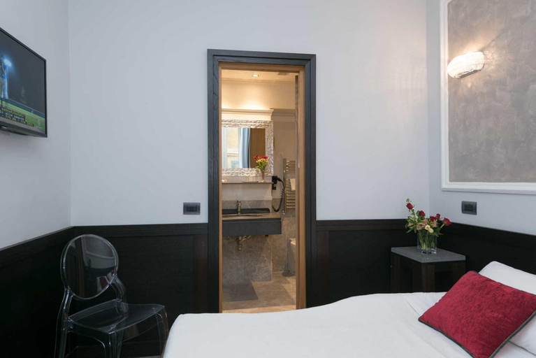 Others 3, DK Suites, Rome