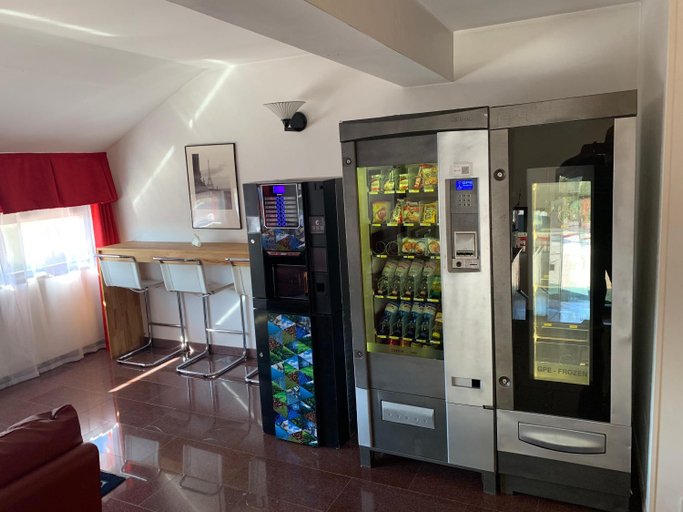 Food & Drinks 5, Hotel Malpensafiera, Milano