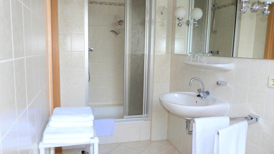Bathroom, Hotel Muhlenhof, Sächsische Schweiz-Osterzgebirge