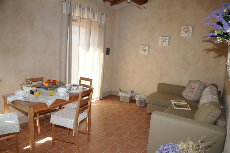 Dining Room 8