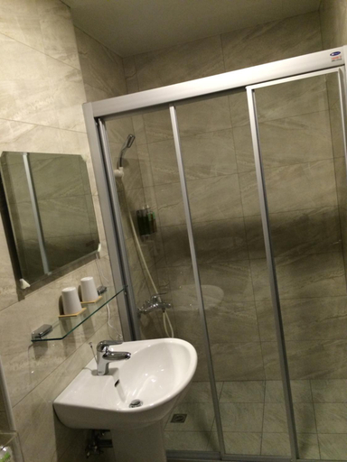 Bathroom 2, Traveler B&B, Yilan